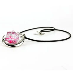 Valentines' Snowglobe D20 Necklace -Wizards Toy Shop SDZ0012 10 2
